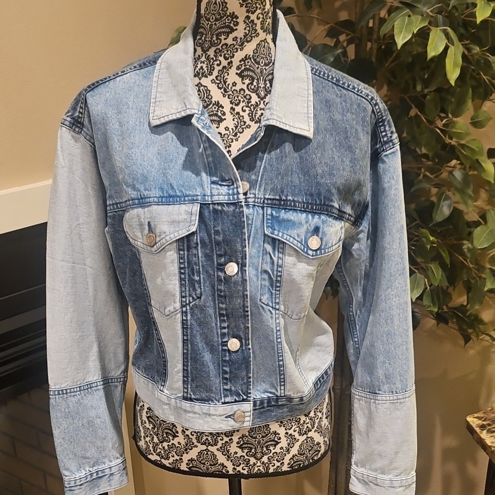 Gap - Wonen's Patchwork Denim Crop Jacket (L) - N… - image 2